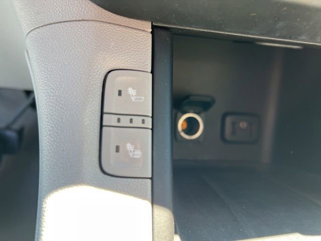 Used 2018 GMC Acadia SLT image 23