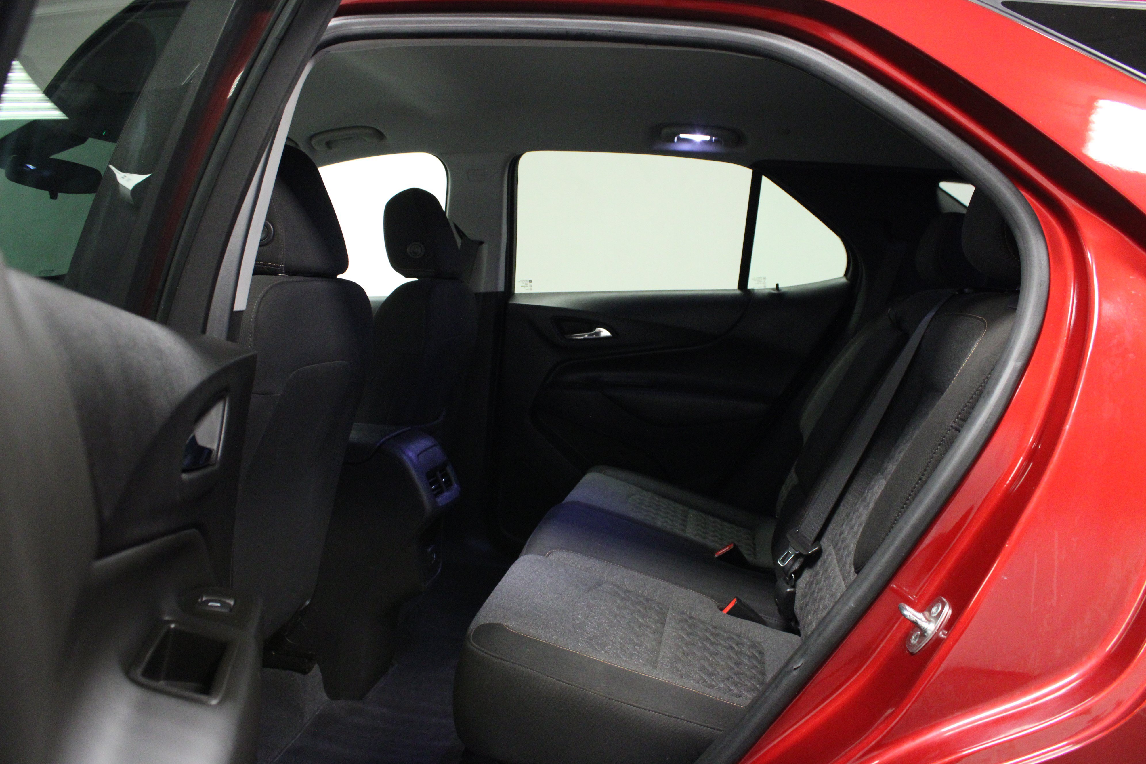 Used 2024 Chevrolet Equinox LT AWD/4WD image 13