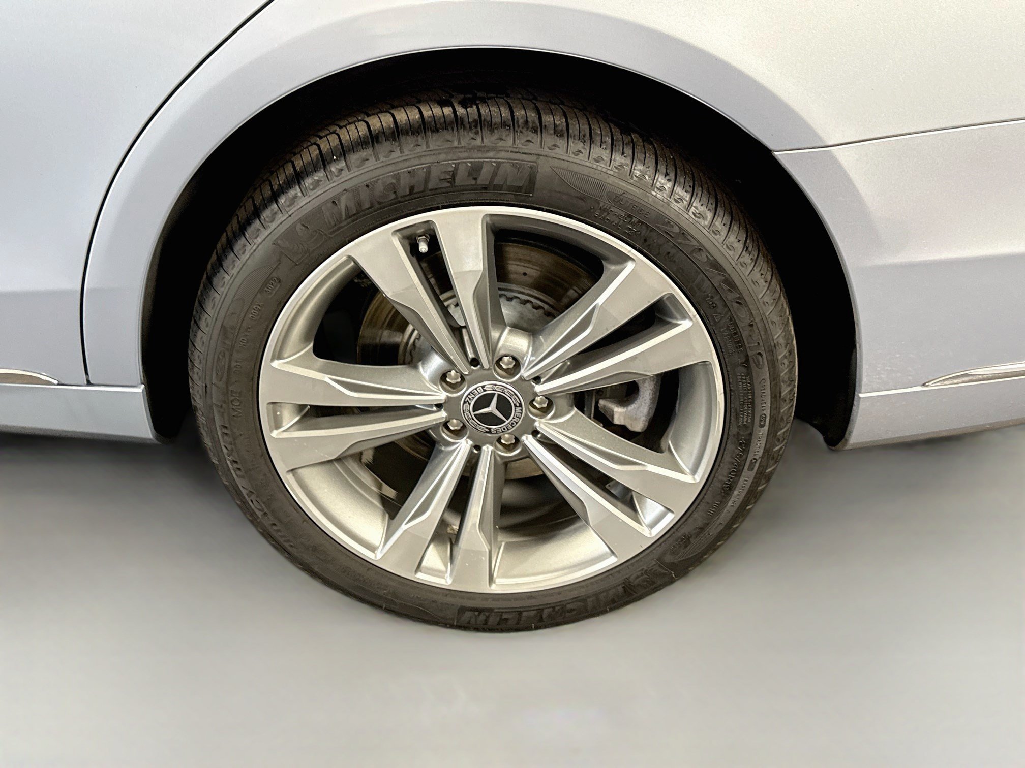 Used 2016 Mercedes-Benz S 550 4MATIC Sedan image 37