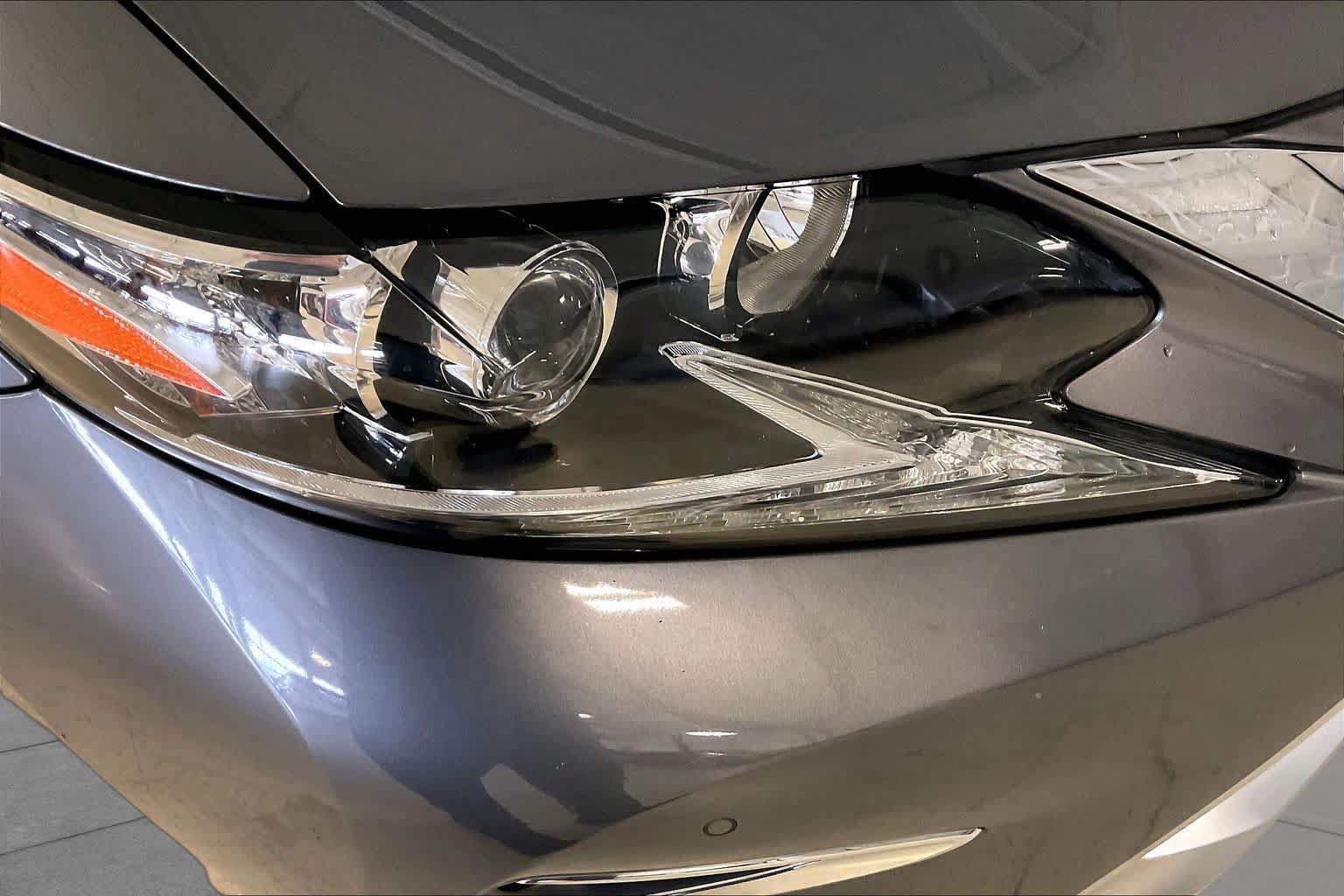 Used 2017 Lexus ES 350 w/ Premium Package FWD image 25