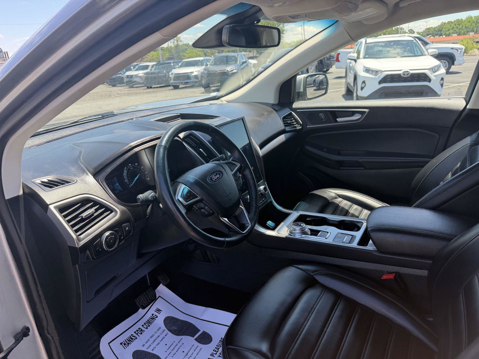 Used 2024 Ford Edge SEL AWD/4WD image 13