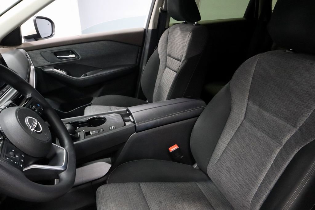 Certified 2023 Nissan Rogue SV image 23