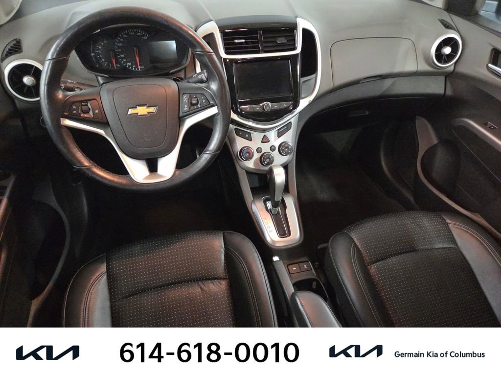 Used 2020 Chevrolet Sonic Premier FWD image 17