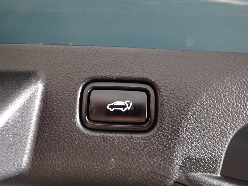 Used 2025 Kia Seltos SX AWD/4WD image 18