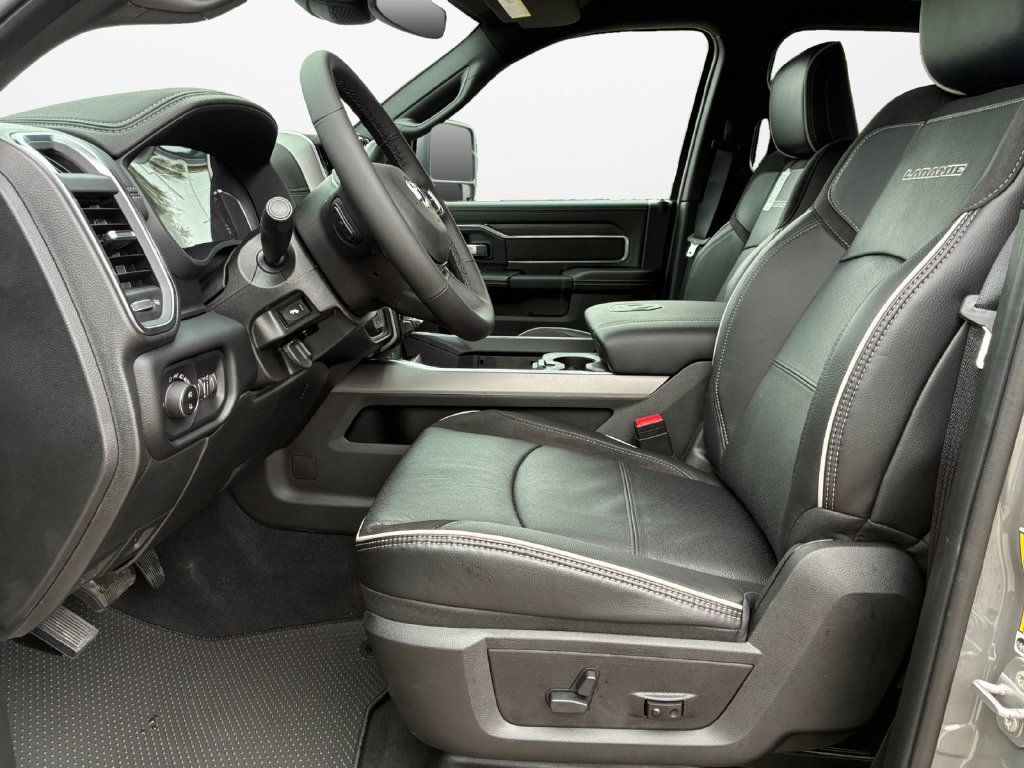 New 2027 RAM 3500 Laramie AWD/4WD image 18