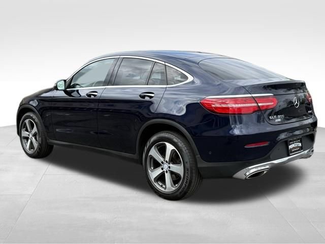 Used 2017 Mercedes-Benz GLC 300 4MATIC Coupe image 5