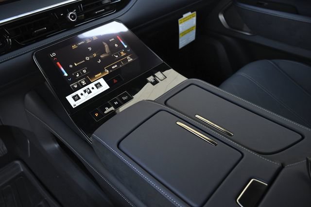 New 2026 INFINITI QX80 4WD w/ Sport Exterior Package image 12