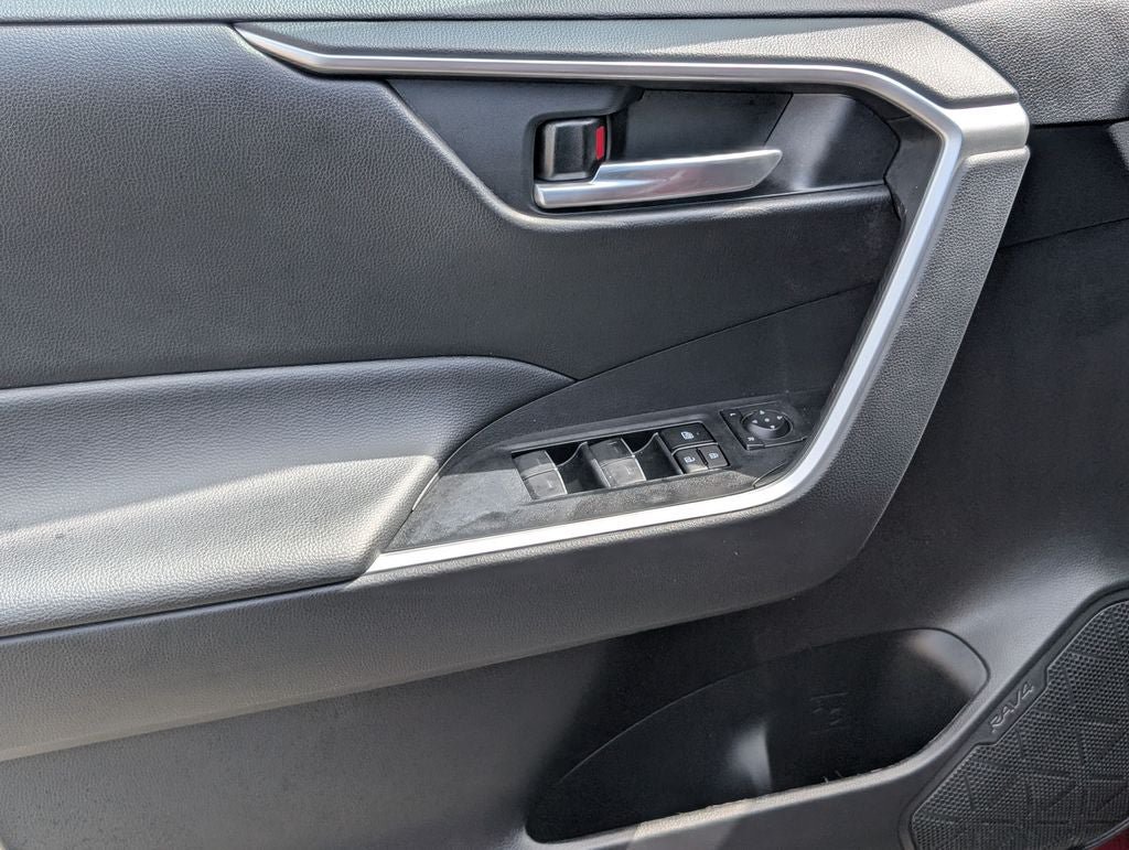 Certified 2023 Toyota RAV4 XLE AWD/4WD image 9