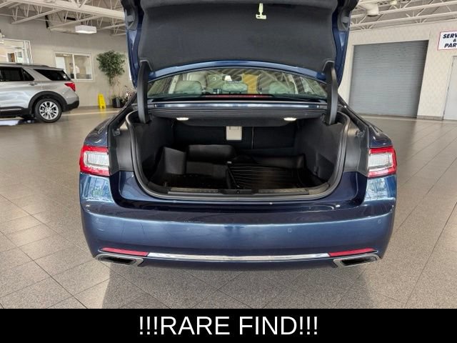 Used 2017 Lincoln Continental Select w/ Climate Package AWD/4WD image 8