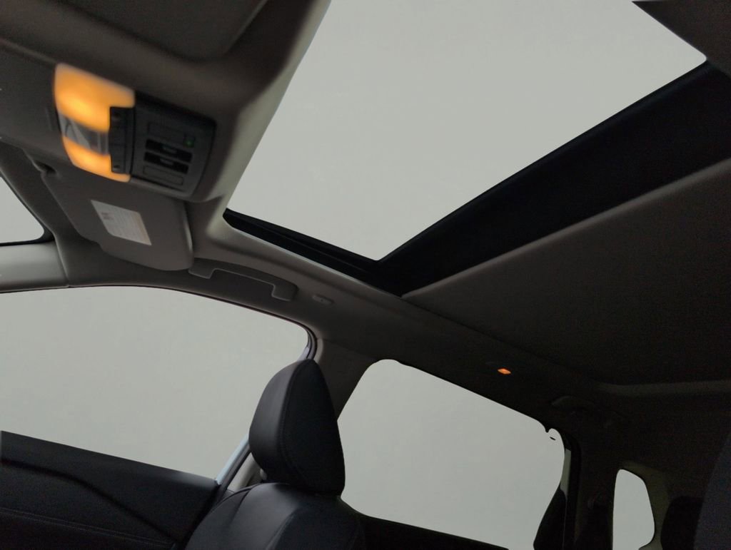 New 2026 Nissan Rogue Platinum image 18