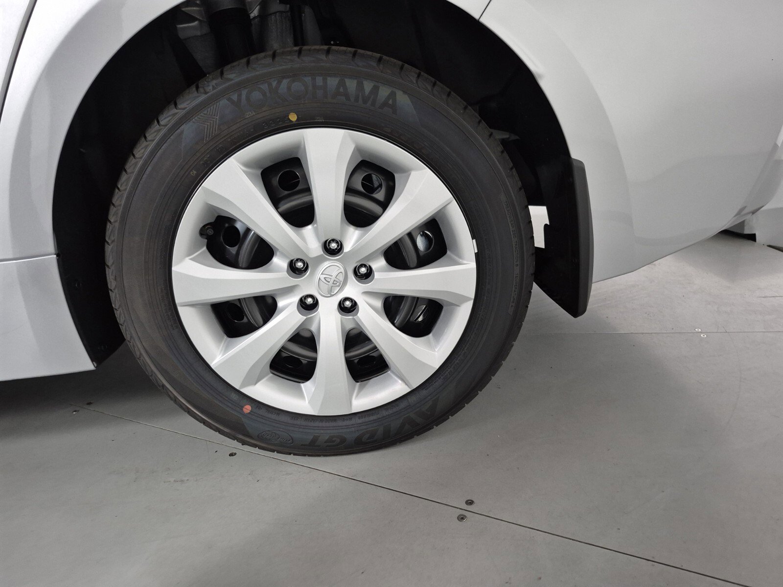 New 2026 Toyota Corolla Hybrid Sedan image 12