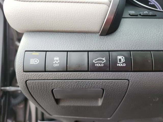 Certified 2023 Toyota Camry XLE image 14