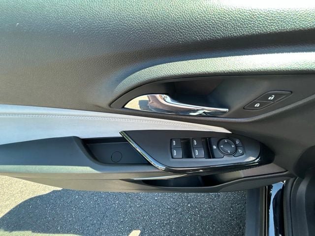 Used 2024 Chevrolet Trax LT FWD image 18
