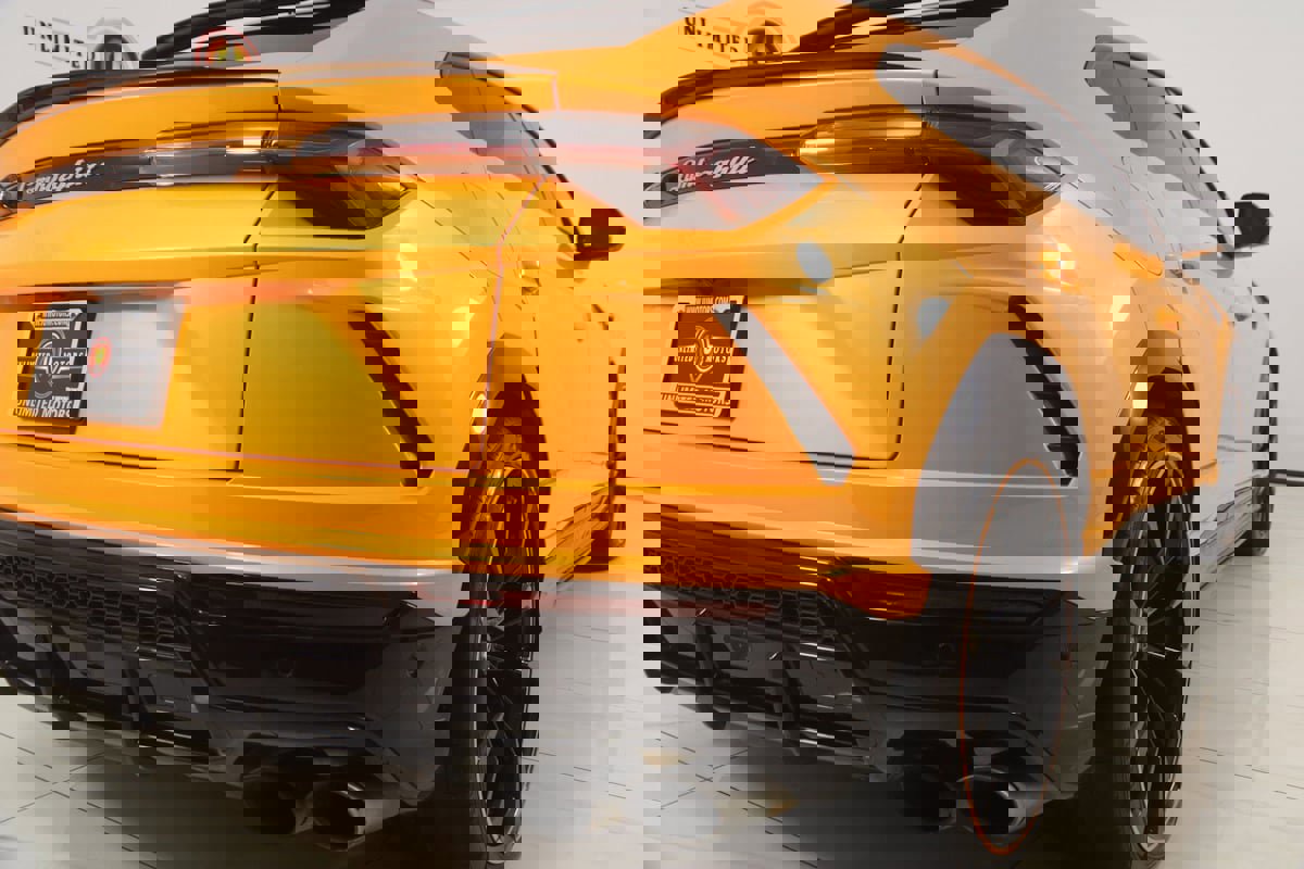 Used 2021 Lamborghini Urus image 72