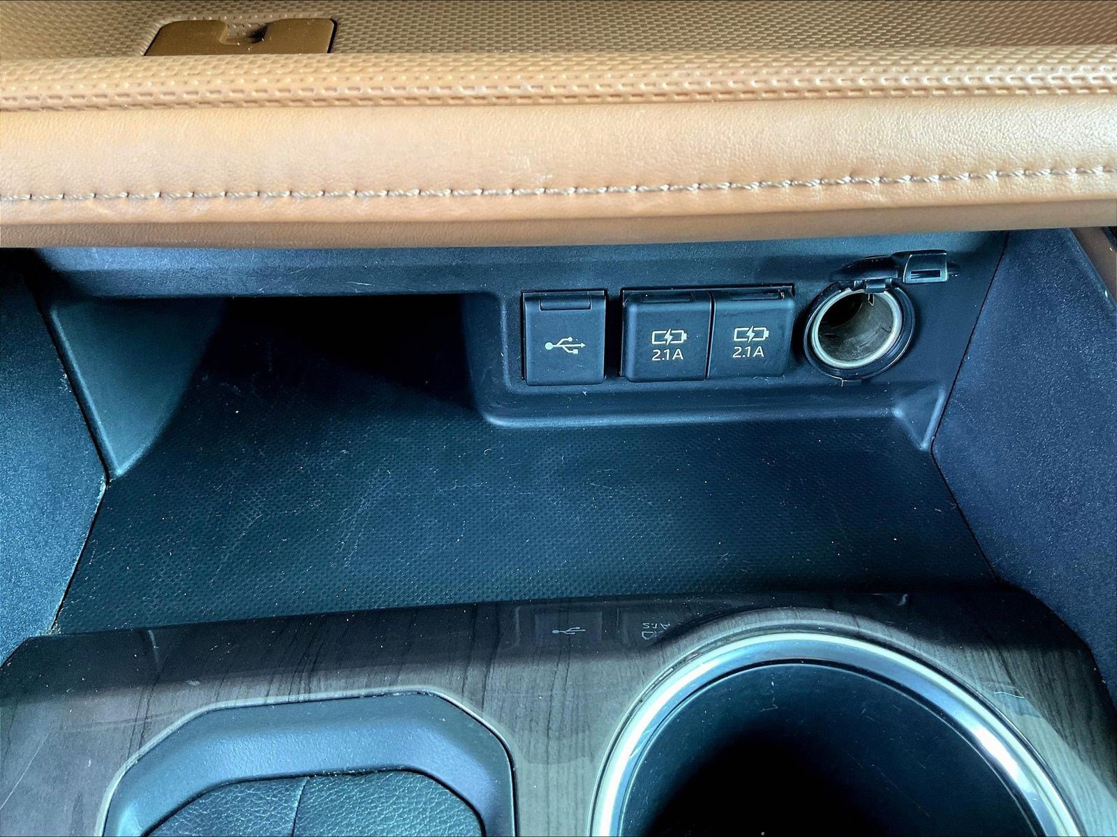 Used 2021 Toyota Highlander Platinum FWD image 15