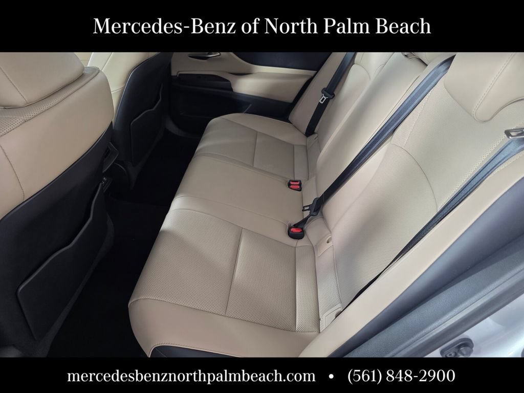 Used 2019 Lexus ES 300h w/ Premium Package FWD image 14