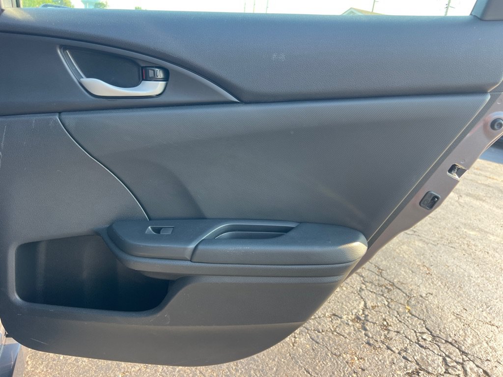Used 2021 Honda Civic Sport image 14
