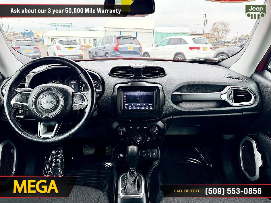 Used 2018 Jeep Renegade Latitude w/ Cold Weather Group image 14