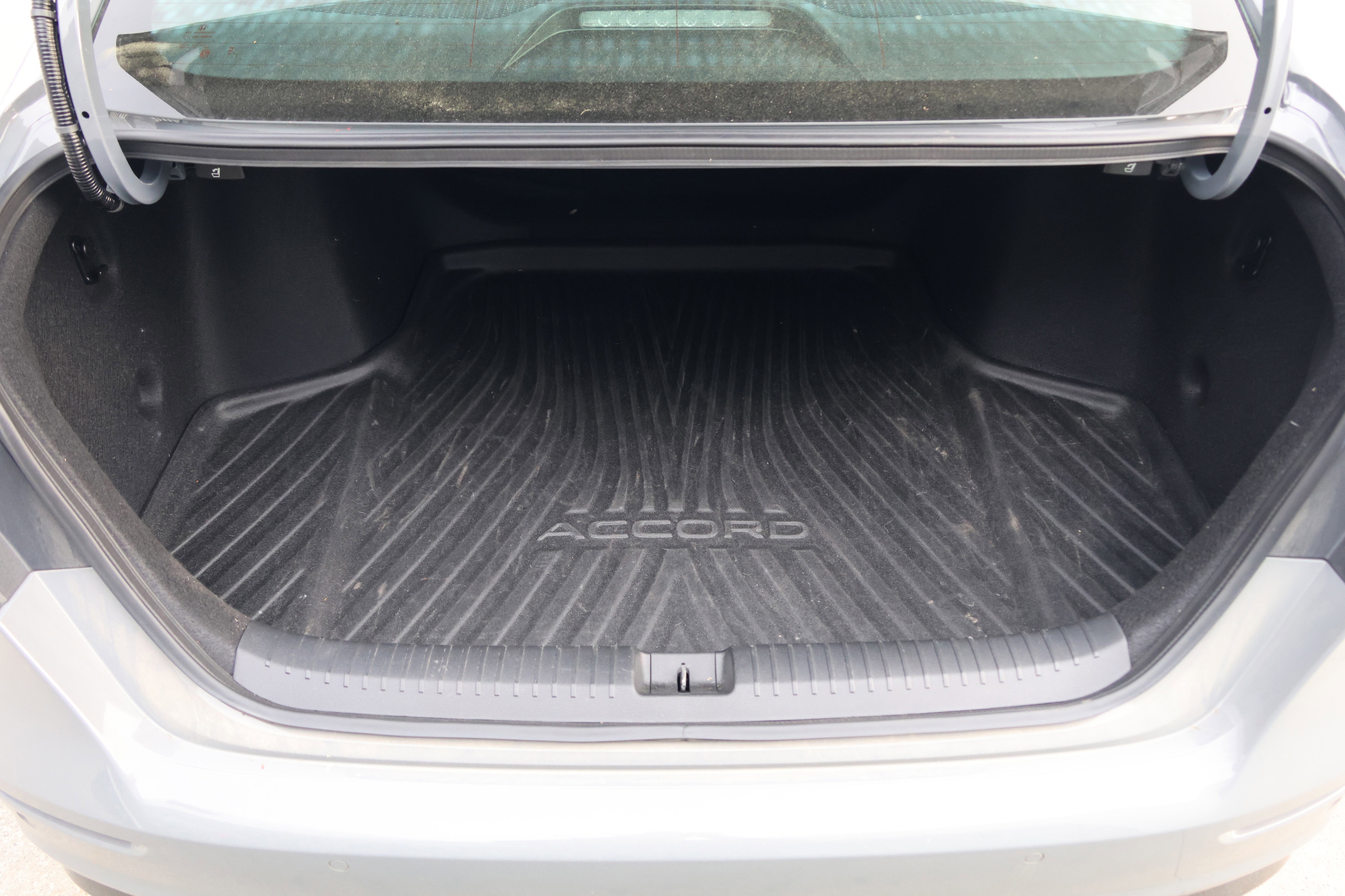 Used 2023 Honda Accord Touring image 34