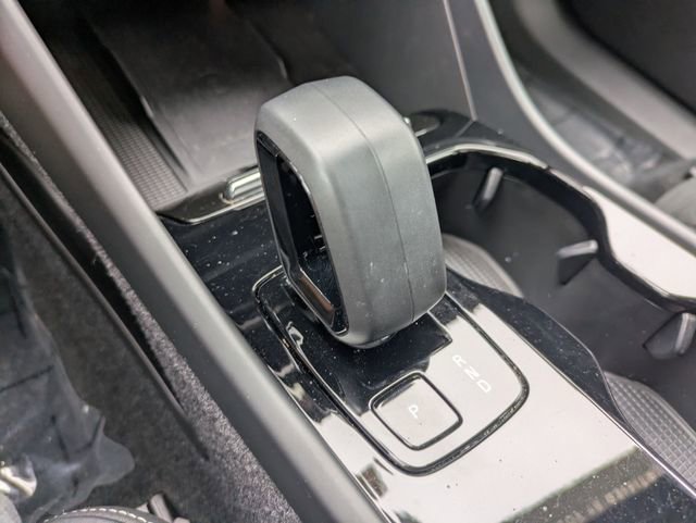 Certified 2023 Volvo C40 P8 Recharge Plus w/ Protection Package Premier AWD/4WD image 20