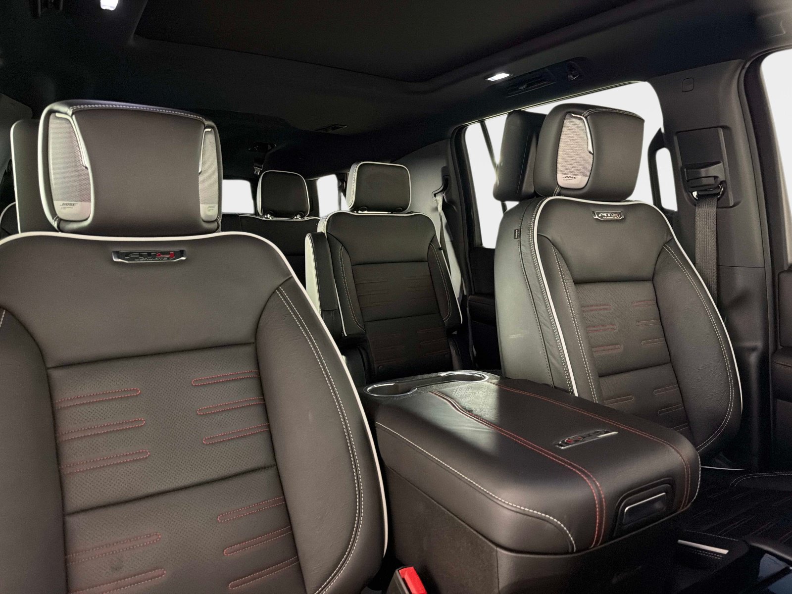 Used 2026 GMC Yukon XL AT4 Ultimate AWD/4WD image 26