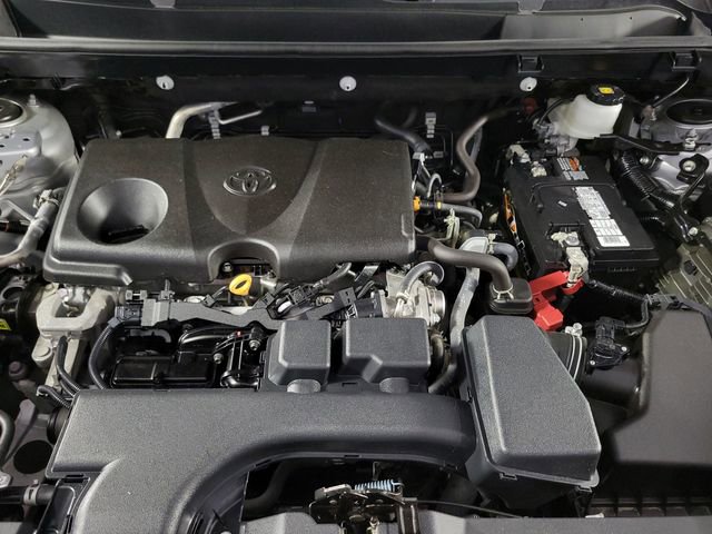 Used 2024 Toyota RAV4 XLE FWD image 13