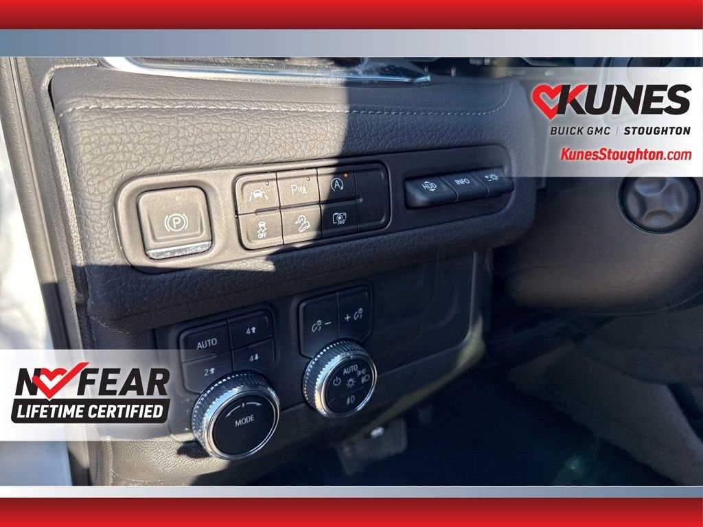 Used 2024 GMC Yukon Denali image 21