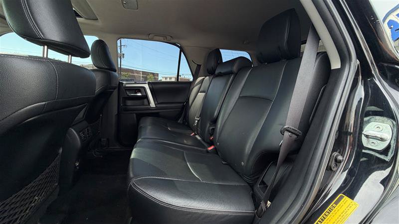 Used 2017 Toyota 4Runner Limited AWD/4WD image 40