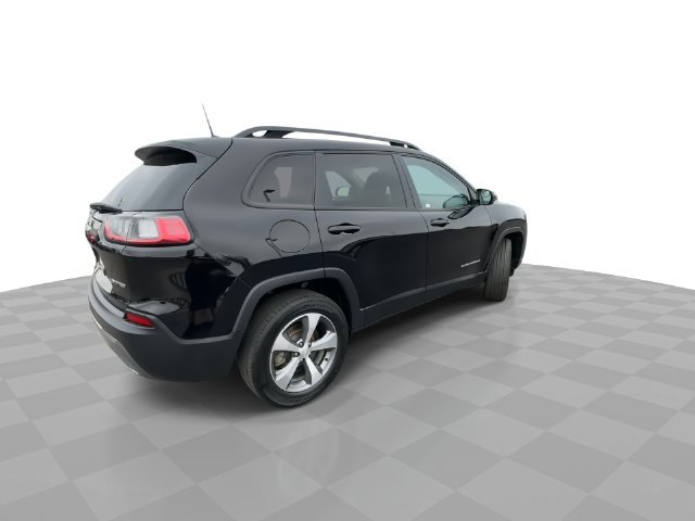 Used 2022 Jeep Cherokee Limited w/ Mopar Interior Package AWD/4WD image 8