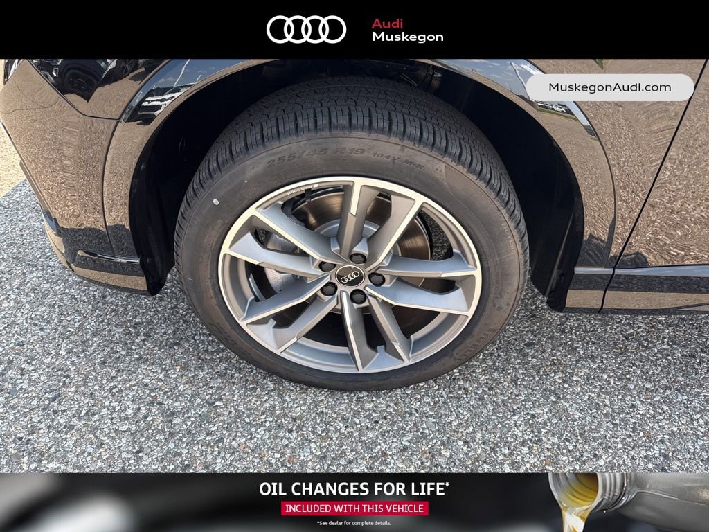 New 2025 Audi Q3 2.0T Premium image 8