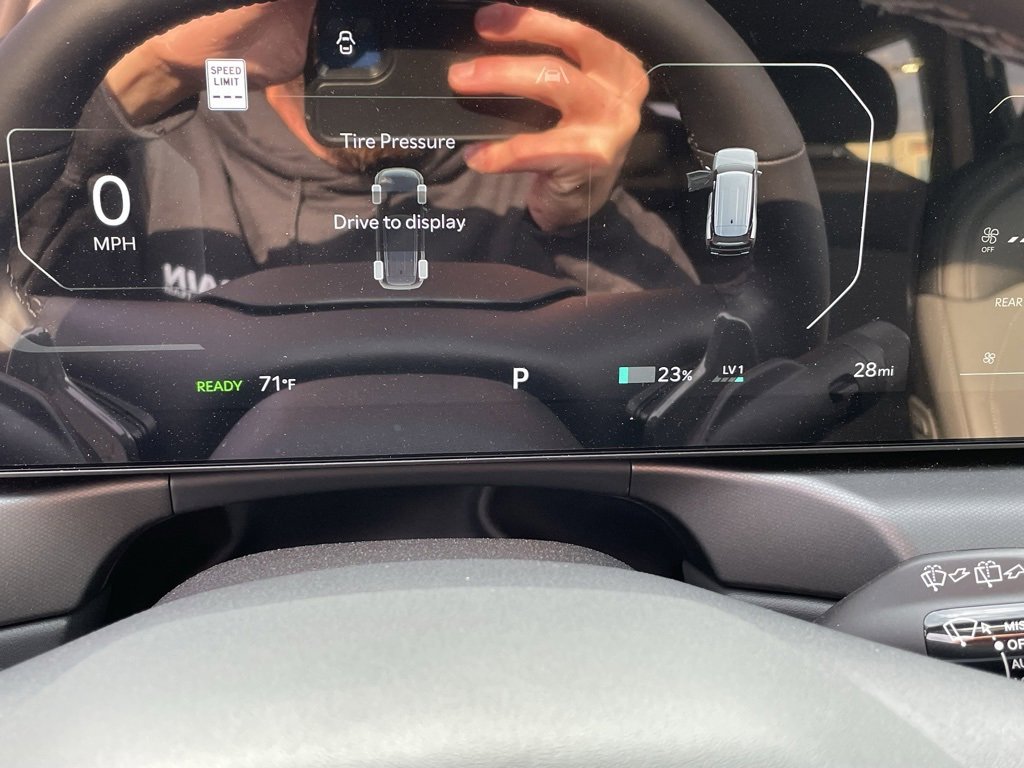 New 2026 Kia EV9 Light image 13