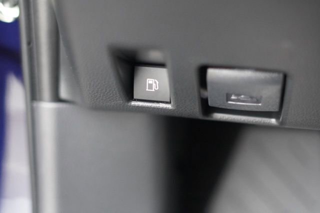 Certified 2025 Toyota RAV4 XSE image 22