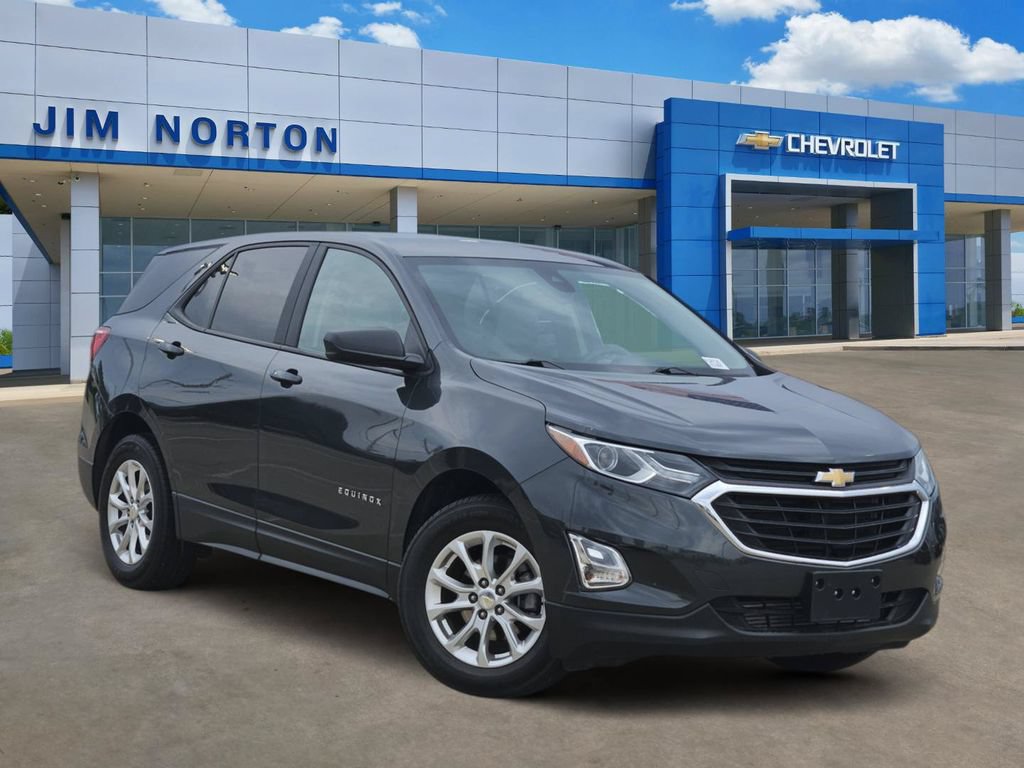 Used 2020 Chevrolet Equinox LS w/ LS Convenience Package FWD image 1