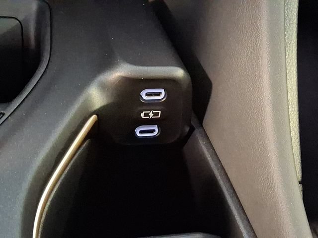 Used 2023 Toyota Crown AWD/4WD image 22