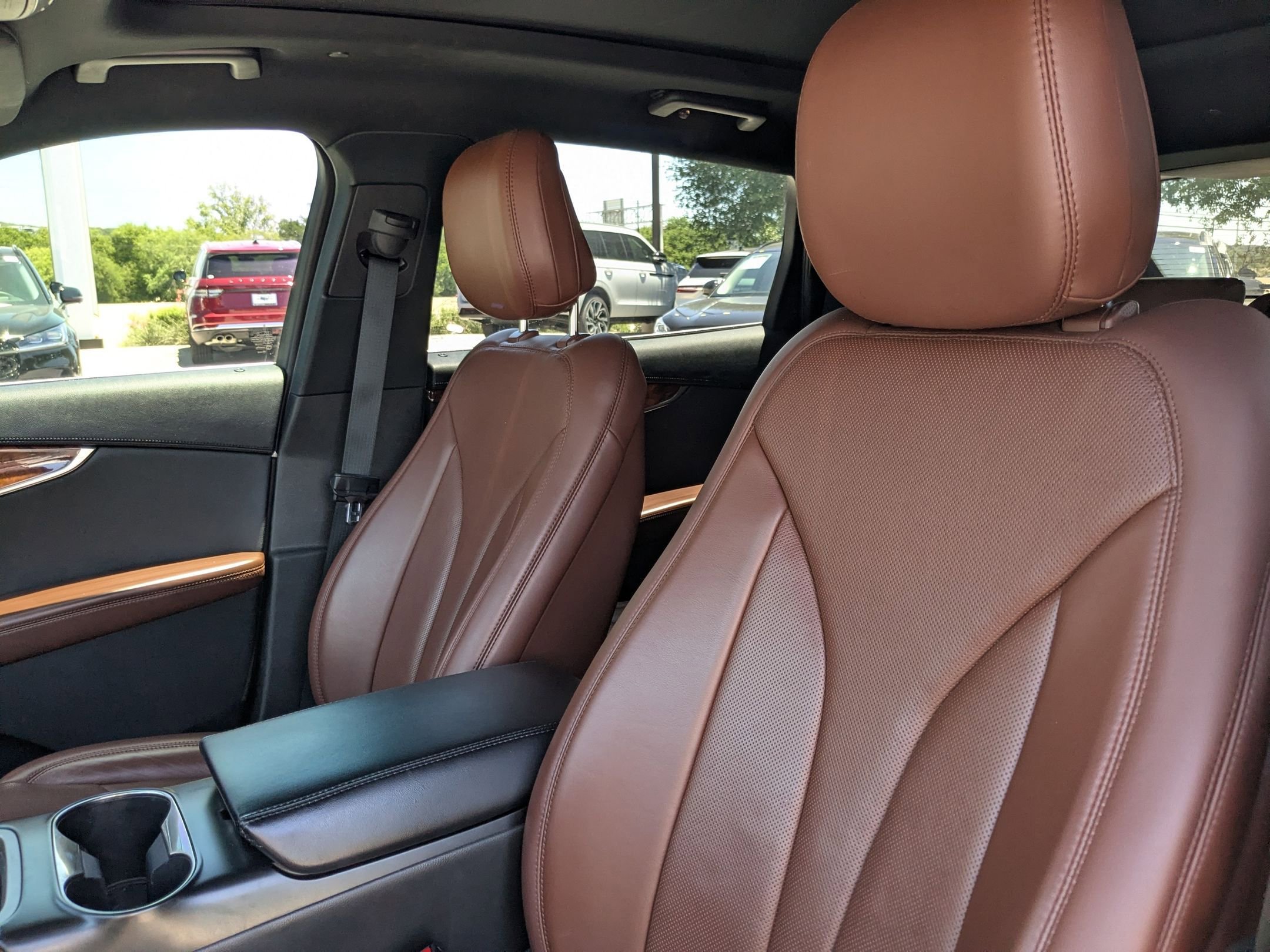 Used 2020 Lincoln Nautilus Reserve w/ Cargo Utility Package FWD image 8