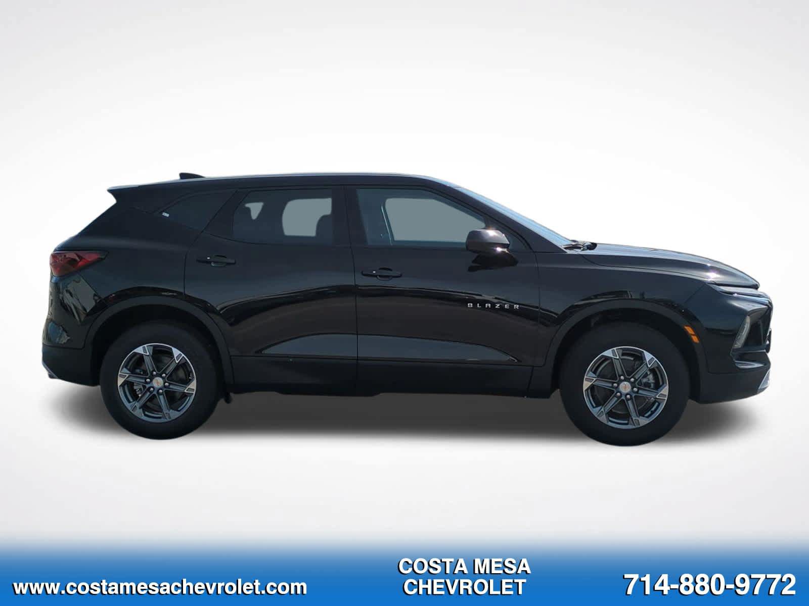 New 2026 Chevrolet Blazer LT FWD image 4