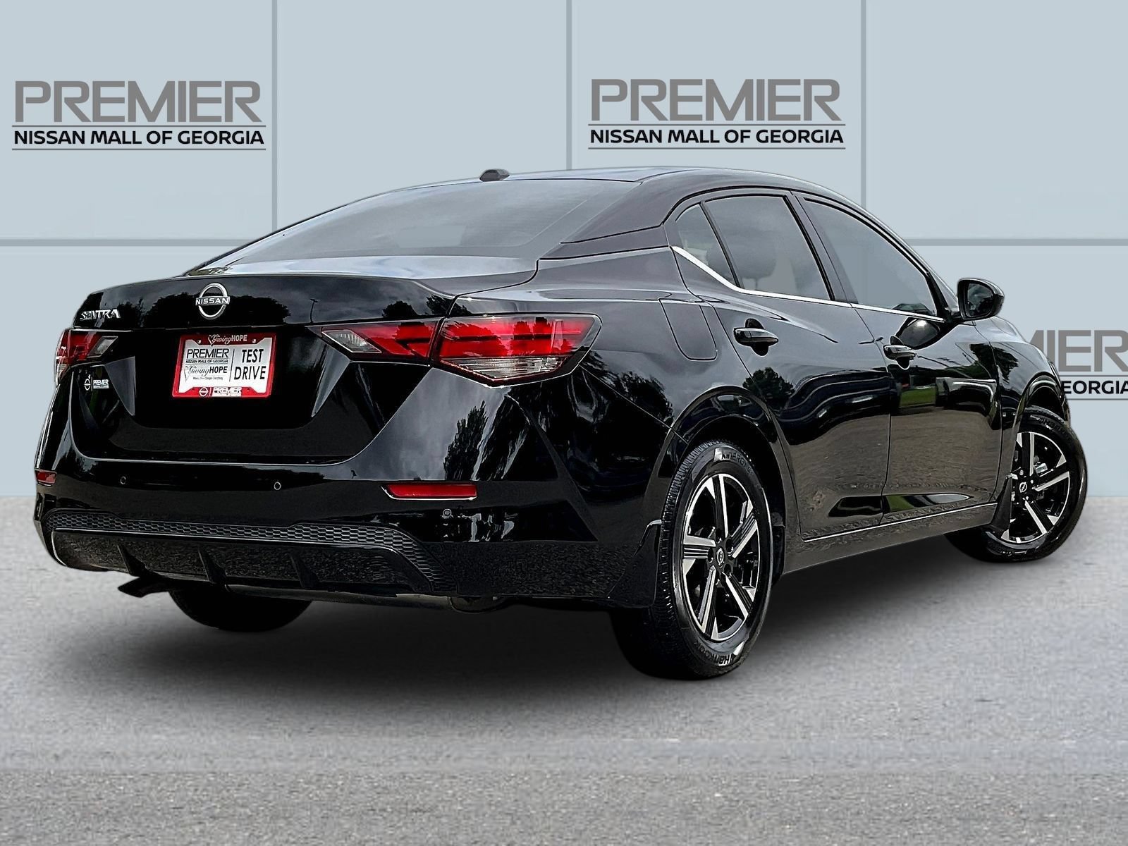 Certified 2025 Nissan Sentra SV FWD image 7