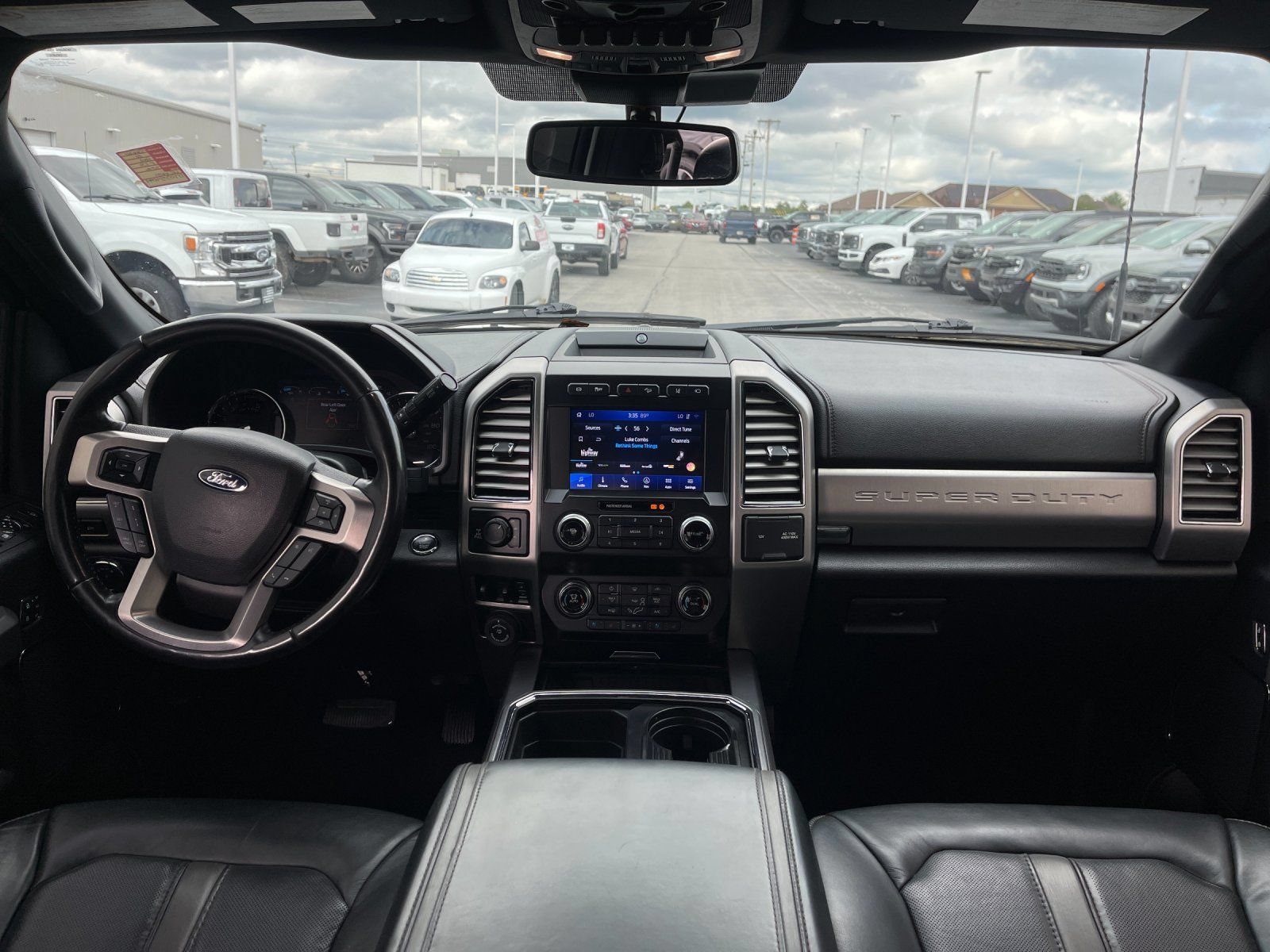 Used 2020 Ford F250 Platinum w/ FX4 Off-Road Package AWD/4WD image 15