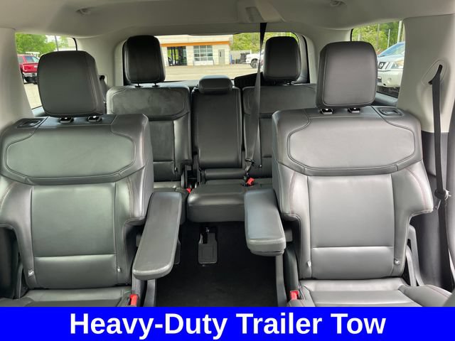 Used 2025 Ford Expedition Active AWD/4WD image 29