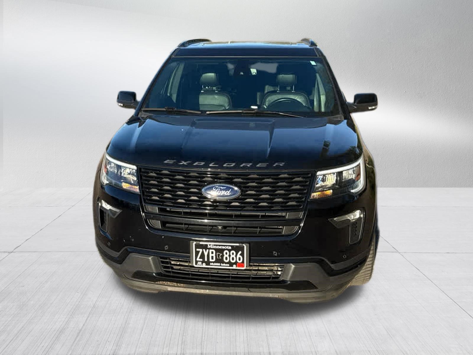 Used 2018 Ford Explorer Sport w/ Equipment Group 401A AWD/4WD image 2