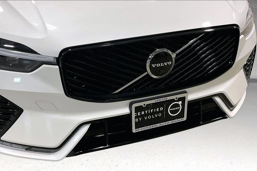 Certified 2026 Volvo XC60 B5 Plus w/ Protection Package Premier AWD/4WD image 32