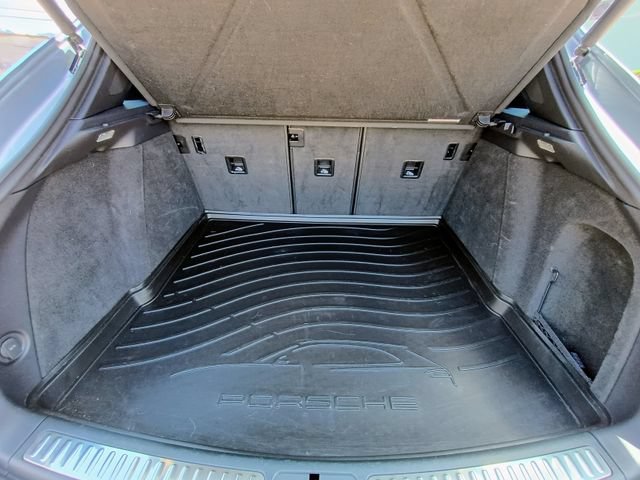 Used 2022 Porsche Macan AWD/4WD image 77