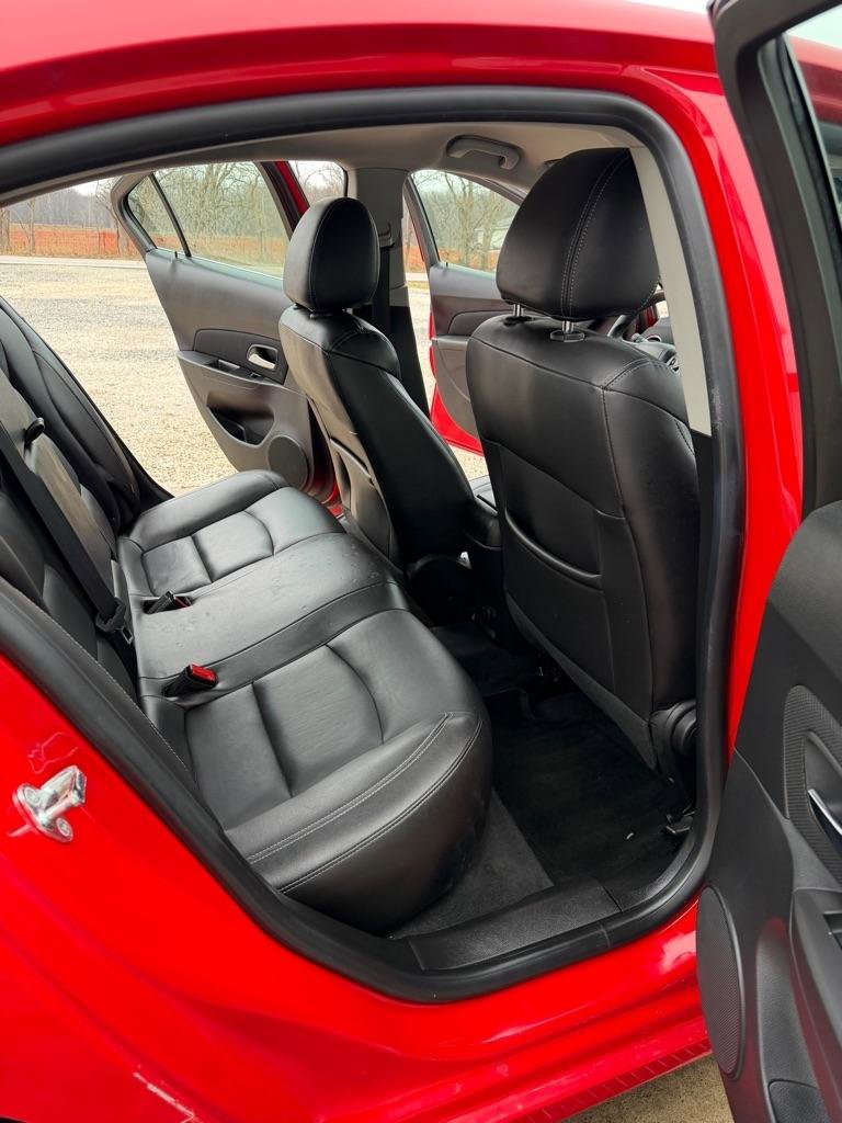 Used 2015 Chevrolet Cruze LT FWD image 11