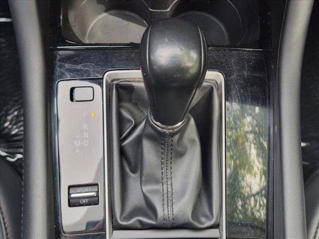 Used 2024 MAZDA MAZDA3 s FWD image 12