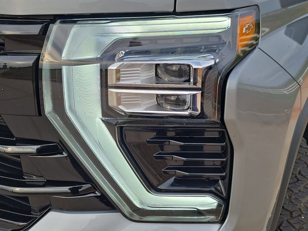 New 2026 Chevrolet Silverado 2500 LT image 31