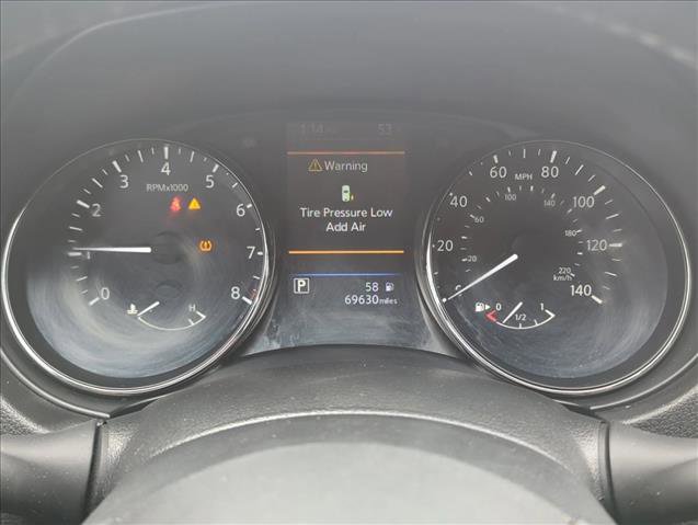 Used 2018 Nissan Rogue SV image 12