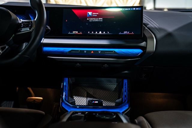 Used 2025 BMW X3 M50 w/ Premium Package image 17