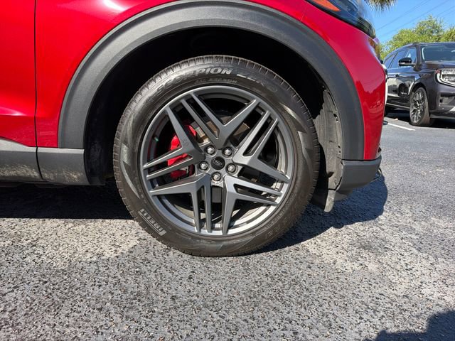 Certified 2025 Ford Explorer ST w/ Sun And Sound Package AWD/4WD image 32