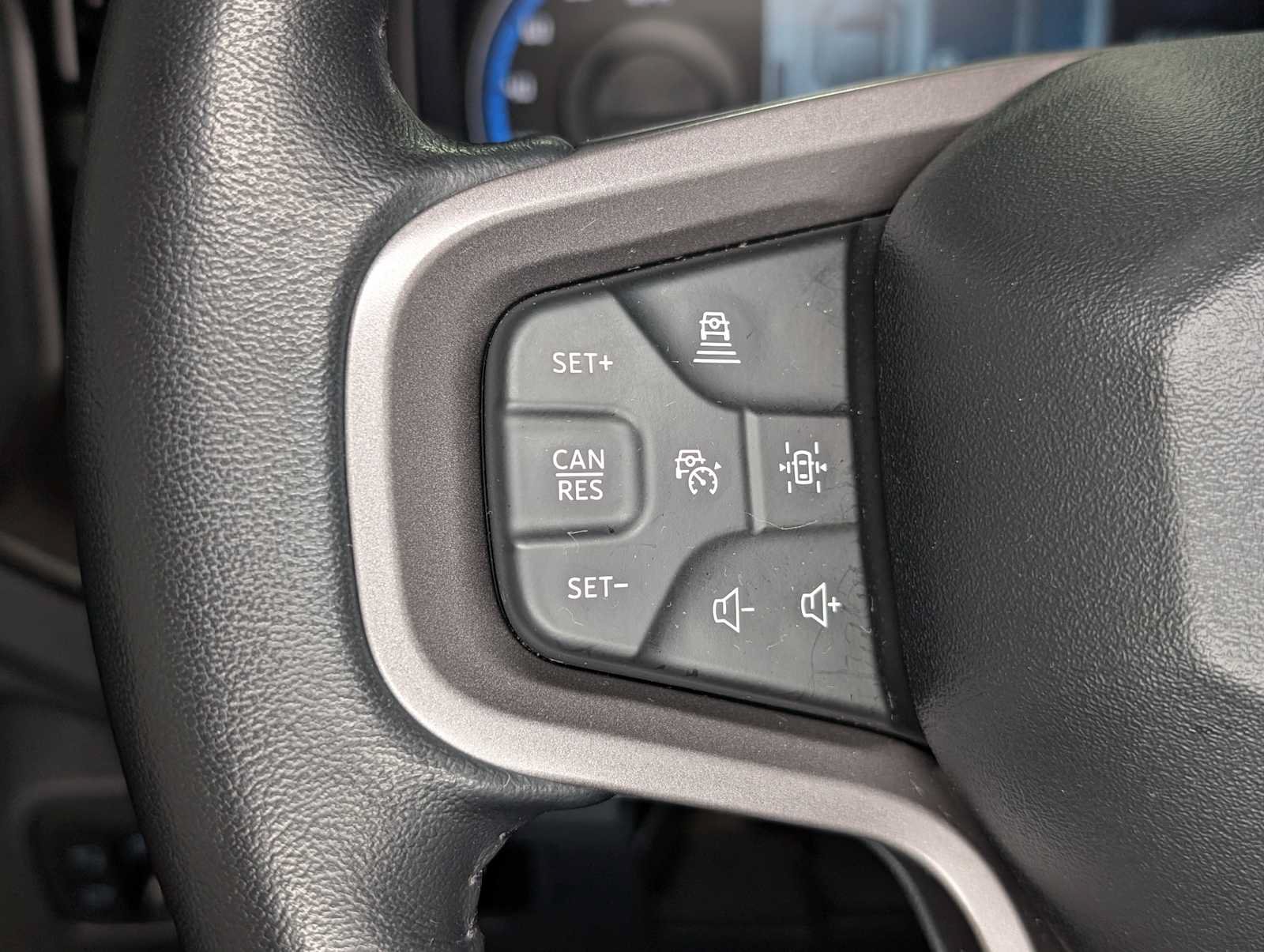 Used 2024 Ford Bronco Badlands AWD/4WD image 36