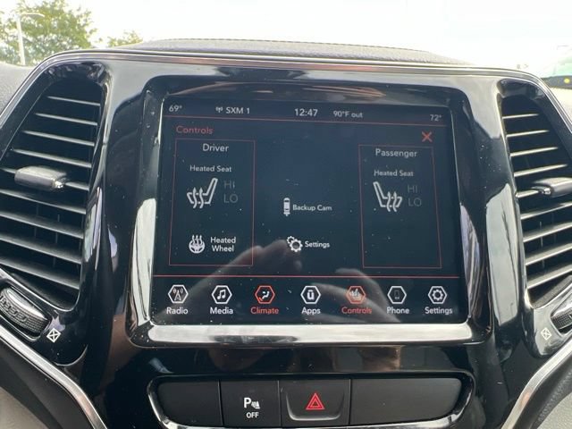 Used 2019 Jeep Cherokee Limited AWD/4WD image 19